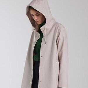 Stutterheim Moseback Raincoat XXS Cream